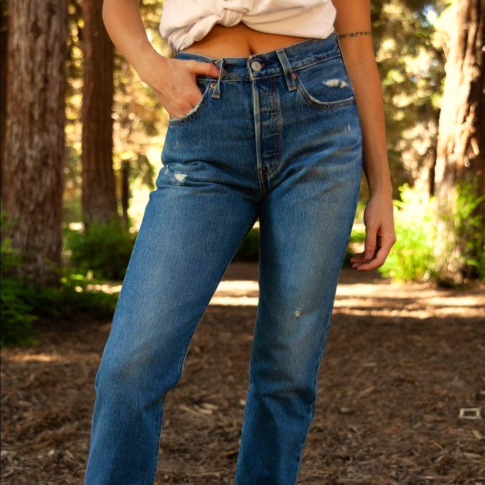 Levi’s NWOT 501 Premium Athens Dark Wash